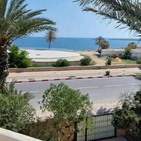 Duplex Pied Dans L'Eau Avec Magnifique Vue Sur Mer Monastir Exterior photo